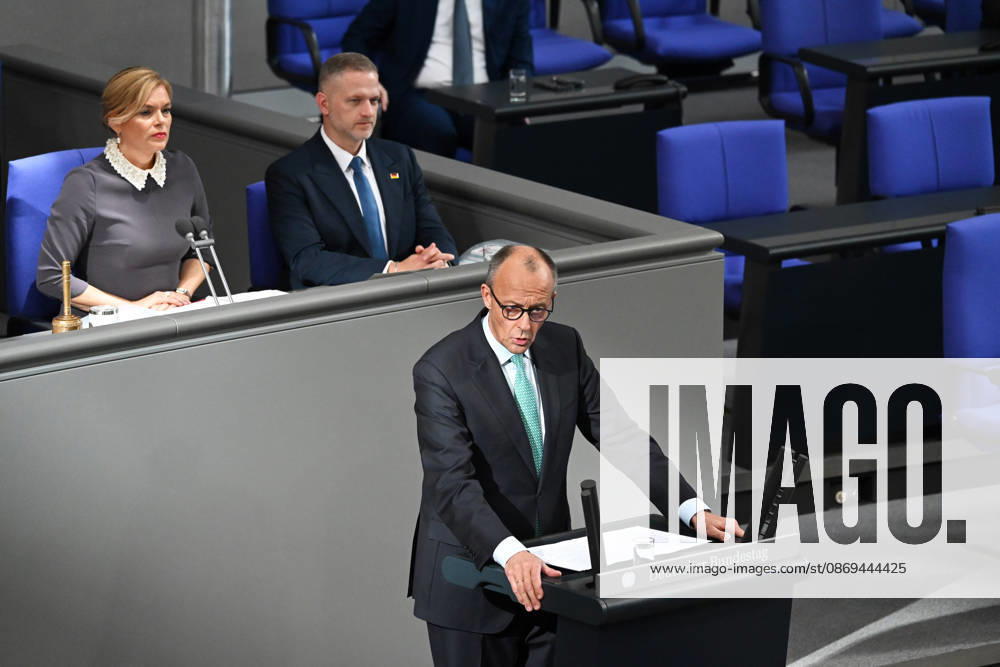 German Chancellor Friedrich Merz delivers government statement in Berlin ahead of EU Summit BERLIN, GERMANY – OCTOBER 14: German Chancellor Friedrich Merz delivers a government statement ahead of the upcoming meeting of the European Council in the Bundestag in Berlin, Germany, on October 14, 2026. Volodymyr Sindieiev Anadolu Berlin Germany. Editorial use only. Please get in touch for any other usage.
