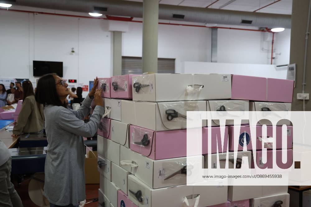 Israel Prepares For Parliamentary Elections SHOHAM, ISRAEL, OCTOBER 14, 2026: Preparations for Israels upcoming parliamentary elections at the Central Elections Committees logistics centre in Shoham. Workers organise and pack voting materials and polling station equipment during a media tour of the facility. SHOHAM Israel