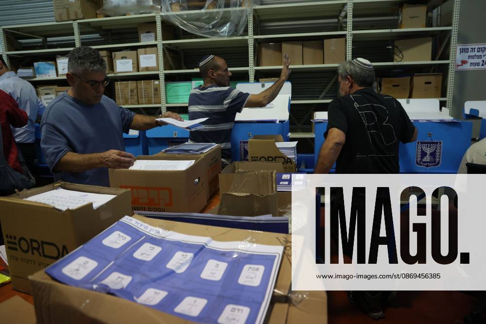 Israel Prepares For Parliamentary Elections SHOHAM, ISRAEL, OCTOBER 14, 2026: Preparations for Israels upcoming parliamentary elections at the Central Elections Committees logistics centre in Shoham. Workers organise and pack voting materials and polling station equipment during a media tour of the facility. SHOHAM Israel