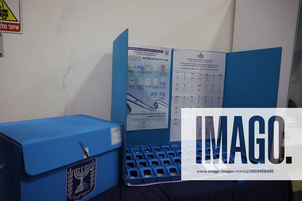 SHOHAM, ISRAEL, OCTOBER 14, 2026: Preparations for Israels upcoming parliamentary elections at the Central Elections Committees logistics centre in Shoham. Workers organise and pack voting materials and polling station equipment during a media tour of the facility. Shoham Israel - ZUMAq101 20261014_zna_q101_155