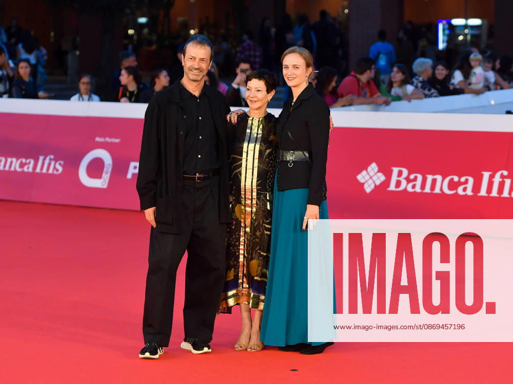 IPA89682866 - Rome, 2026 Film Festival Evening 2 Red carpet for the film ELSINORE In the photo: Andrea Occhipinti, Gabrielle Tana, Claudia Cimmino
