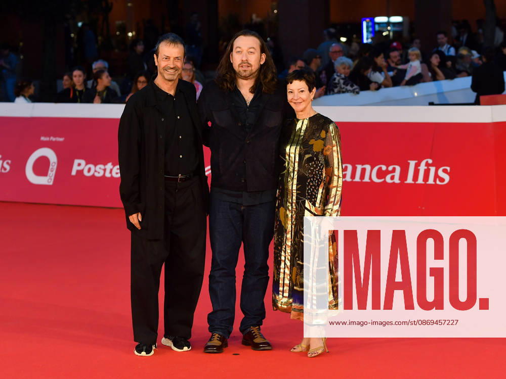 IPA89682900 - Rome, 2026 Film Festival Evening 2 Red carpet for the film ELSINORE In the photo: Andrea Occhipinti, Simon Stone, Gabrielle Tana