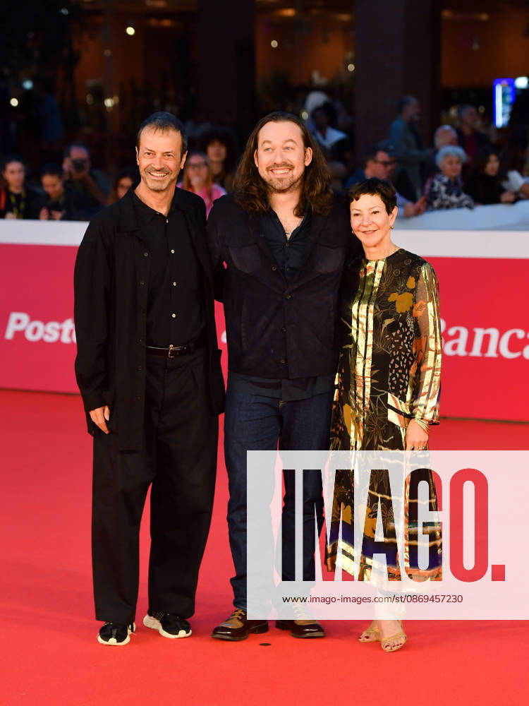 IPA89682902 - Rome, 2026 Film Festival Evening 2 Red carpet for the film ELSINORE In the photo: Andrea Occhipinti, Simon Stone, Gabrielle Tana