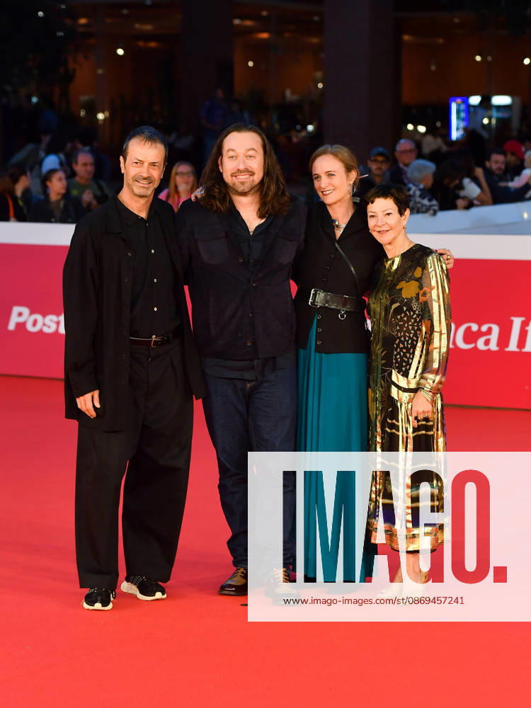 IPA89682909 - Rome, 2026 Film Festival Evening 2 Red Carpet for the film ELSINORE In the photo: Andrea Occhipinti, Gabrielle Tana, Claudia Cimmino, Simon Stone
