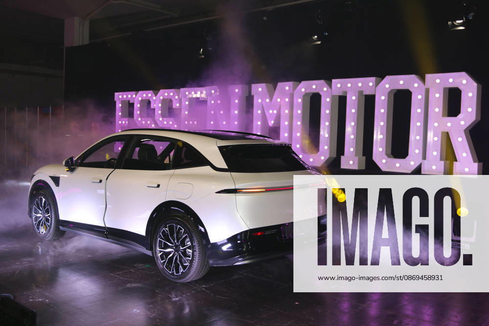 Zeekr 7X AWD Privilege (Elektroauto Premium SUV aus dem Geely - Konzern) des Aussteller Next e.Share.one (Ruhrauto RUHRAUTOe), Medientermin Carwalk zur Essen Motor Show am 14.10.2026 in der Messe Essen im Vorfeld der Essen Motor Show 2026 (28.11.-06.12.2026, EMS Preview 27.11.2026)