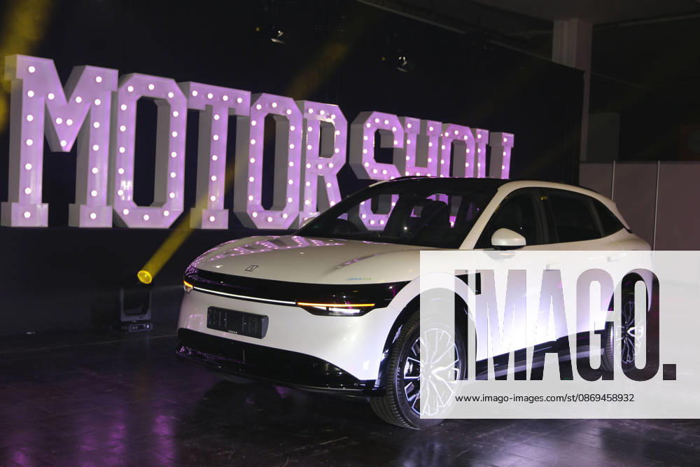 Zeekr 7X AWD Privilege (Elektroauto Premium SUV aus dem Geely - Konzern) des Aussteller Next e.Share.one (Ruhrauto RUHRAUTOe), Medientermin Carwalk zur Essen Motor Show am 14.10.2026 in der Messe Essen im Vorfeld der Essen Motor Show 2026 (28.11.-06.12.2026, EMS Preview 27.11.2026)