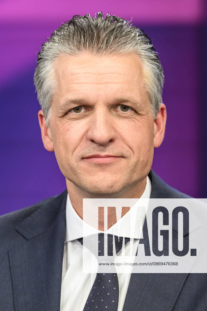 Im Bild v.l.: Thorsten Frei, CDU (Unionsfraktionsvorsitzender), GER, Berlin, Studio, zu Gast bei – Maischberger, politische Talkshow, TV, Format, mit Moderatorin – Sandra Maischberger, Das Erste, aus Adlershof – Am Studio 20, 14.10.2026,