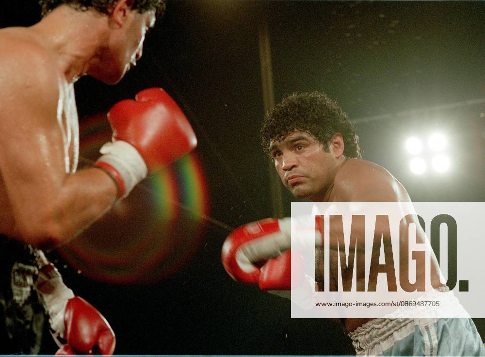 Jorge LOCOMOTORA Castro Dies ARCHIVE LA NACION BOXING JORGE LOCOMOTORA CASTRO VS. MIGUEL ANGEL ROBLEDO IN BERAZATAGUI ROÂ WON