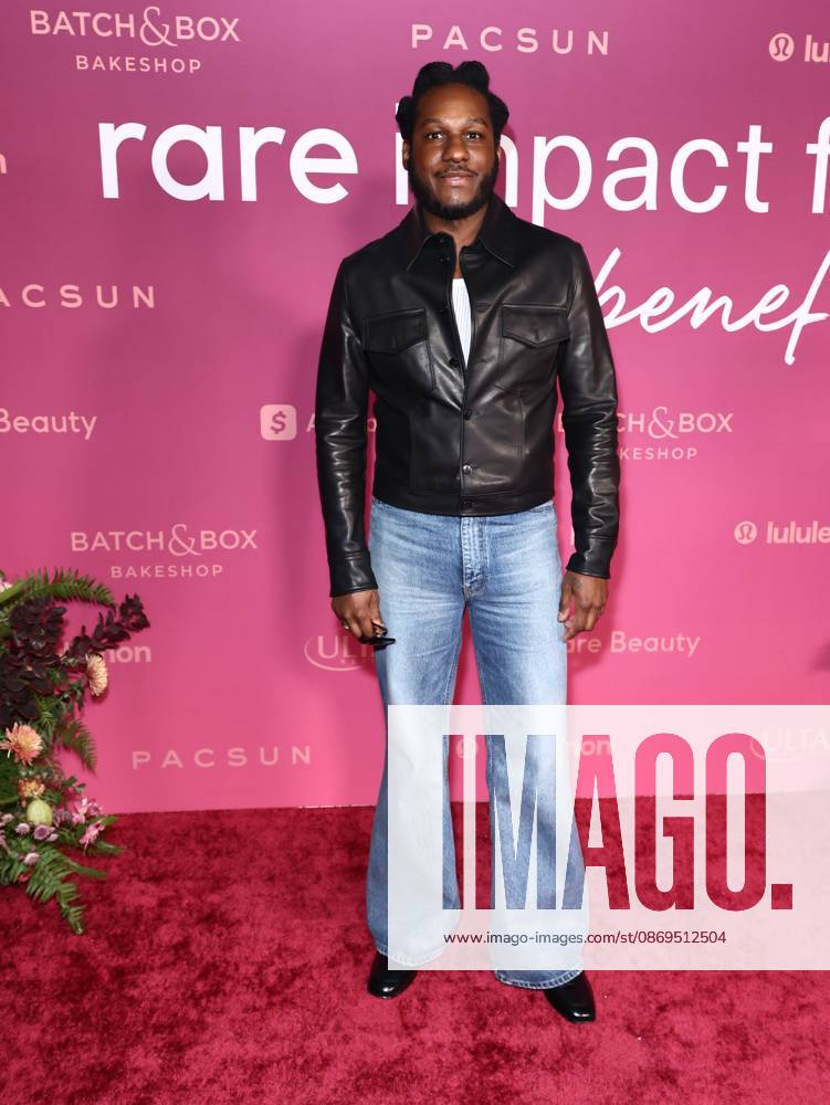 4th Annual Rare Impact Fund Benefit 2026: A Night Of Radiance And Reflection Leon Bridges at the 4th Annual Rare Impact Fund Benefit 2026: A Night of Radiance and Reflection - Selena Gomez Hosts the Fourth Annual Rare Impact Fund Benefit Supporting Youth Mental Health held at the Hollywood Palladium on October 14, 2026 in Hollywood, Los Angeles, California, United States. Hollywood California United States