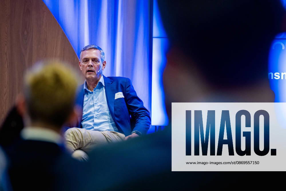 Norsk Industri Offshore sitt apne medlemsmote Oslo 20261015. Bjarne Schieldrop, sjefanalytiker i SEB, pa Norsk Industri Offshore sitt apne medlemsmote i Naeringslivets hus. Foto: Stian Lysberg Solum NTB Oslo Norge S45mR2s4FwM Ref:_BUSS45mR2s4FwM.jpg
