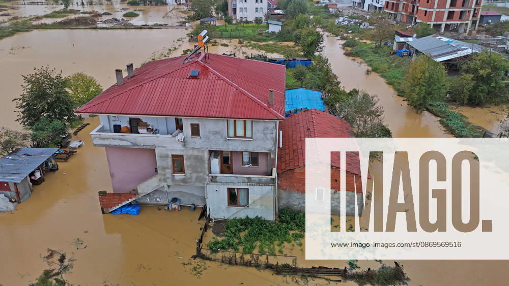 Heavy rain caused flooding in Turkiye s Sakarya SAKARYA, TURKIYE - OCTOBER 15: An aerialview of flooded streets and damaged residential areas after heavy rainfall caused streams and drainage channels to overflow in the Alandere neighborhood of the Kocaali district in Sakarya, Turkiye on October 15, 2026. Homes and roads were submerged due to the localized flash flooding following torrential downpours. Davut Genc Anadolu Sakarya Turkey. Editorial use only. Please get in touch for any other usage.