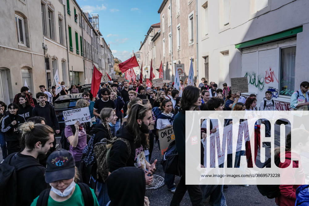 Student protests continue in Nancy NANCY, FRANCE - OCTOBER 15: Students march through the city center during a public demonstration in Nancy, France, on October 15, 2026. Students took to the streets to voice their demands regarding education and youth policies as part of ongoing mobilizations. Muhammed Said Tako Anadolu Nancy France. Editorial use only. Please get in touch for any other usage.