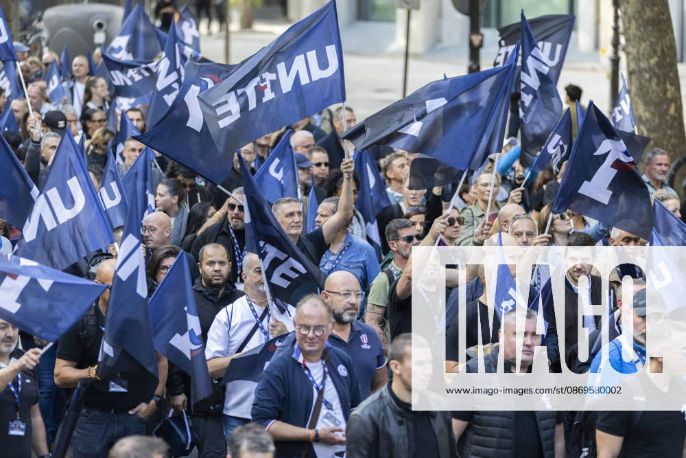 Police Officers Protest - Paris Several thousand police officers from the UN1TE police union demonstrated in Paris on October 15, 2026 to protest against their working conditions. Photos by Jérémy Paoloni ABACAPRESS.COM Paris France