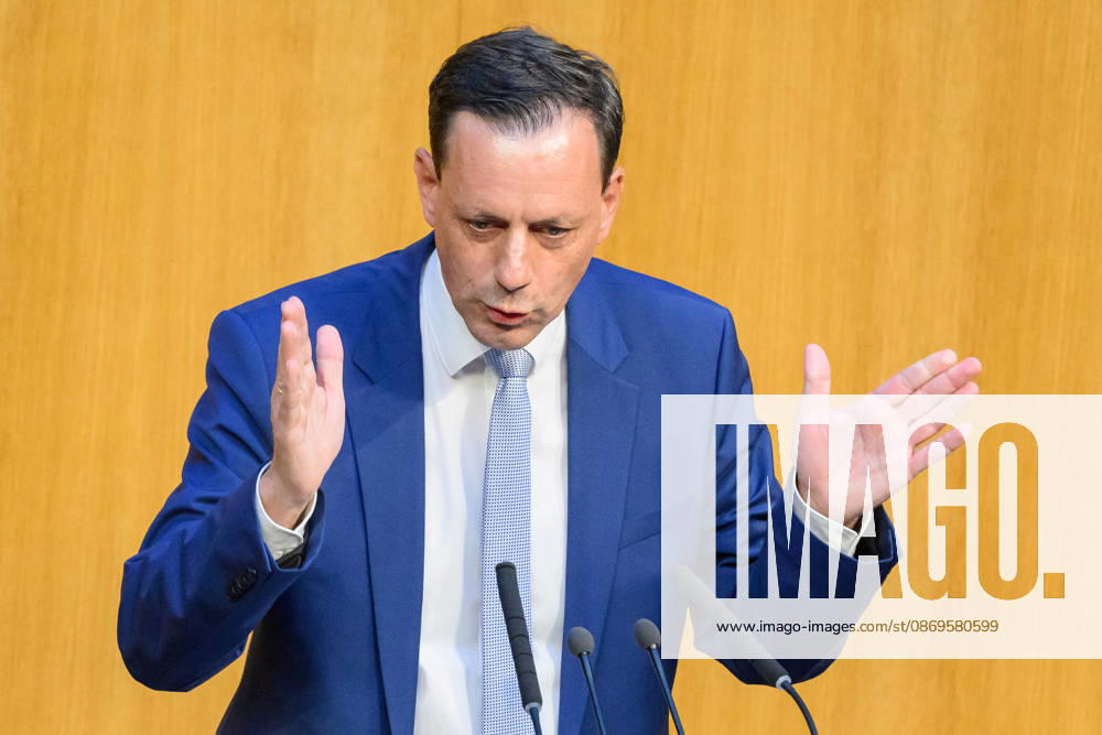 Â - Wien 15.10.2026 - 103. Sitzung des Nationalrates. Dringliche Anfrage der FPÖ verbunden mit Misstrauensantrag gegen die gesamte Regierung. PHOTO: Klubobmann der ÖVP Ernst Gödl 103th sitting of the National Council. Nationalrat, Nationalratssitzung, Parlamentssitzung, Parlament, Plenum 103. Sitzung des Nationalrates