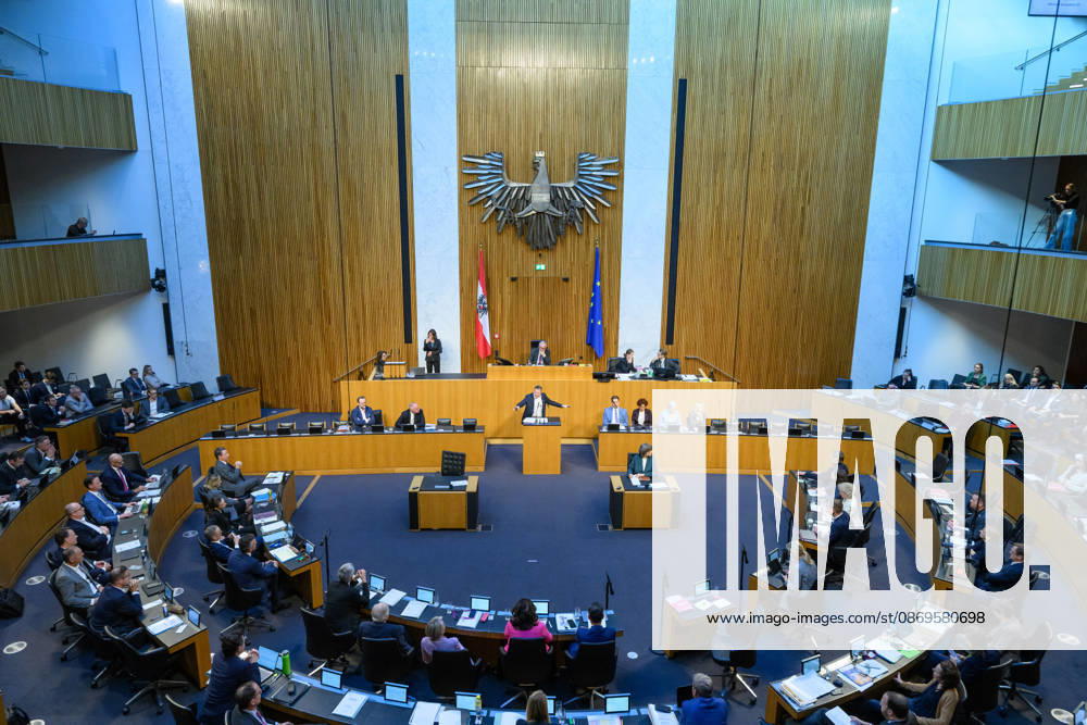Â - Wien 15.10.2026 - 103. Sitzung des Nationalrates. Dringliche Anfrage der FPÖ verbunden mit Misstrauensantrag gegen die gesamte Regierung. PHOTO: Die Abgeordneten im Sitzungssaal 103th sitting of the National Council. Nationalrat, Nationalratssitzung, Parlamentssitzung, Parlament, Plenum 103. Sitzung des Nationalrates