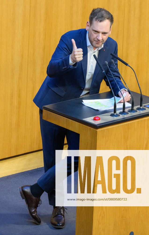 Â - Wien 15.10.2026 - 103. Sitzung des Nationalrates. Dringliche Anfrage der FPÖ verbunden mit Misstrauensantrag gegen die gesamte Regierung. PHOTO: geschäftsführender Vorsitzender der SPÖ Philip Kucher 103th sitting of the National Council. Nationalrat, Nationalratssitzung, Parlamentssitzung, Parlament, Plenum 103. Sitzung des Nationalrates