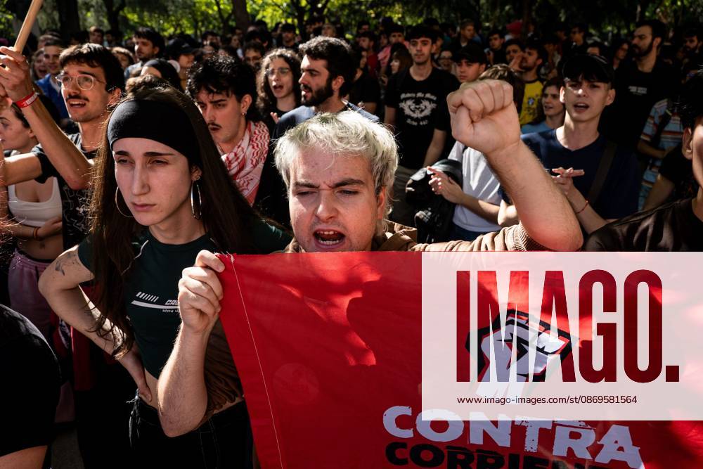 MADRID, SPAIN - OCTOBER 15, 2026: Hundreds of students have gathered at the Complutense University of Madrid to denounce the police charges that took place yesterday on campus and to demand the release and dismissal of charges against the five students arrested during the protest. The march proceeded to the Geography and History Department, where seven police vans had set up a security perimeter. The students demanded more funding for the public university which is under the jurisdiction of the Community of Madrid, governed by the conservative Peoples Party and the removal of police from the campus which falls under the jurisdiction of the central government led by the Socialist Party. Madrid Spain - ZUMAq101 20261015_zna_q101_123