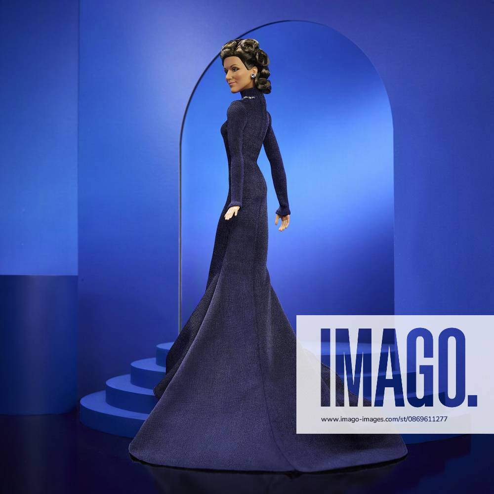 Céline Dion gets her own Barbie doll based on her 1998 Oscars look Céline Dion gets her own Barbie doll based on her 1998 Oscars look., , Toymaker Mattel has announced the legendary Canadian singer is being honored with a Barbie Signature doll., , Céline’s doll wears a long-sleeve navy-blue gown and a necklace inspired by the blue heart-shaped diamond necklace, capturing her look as My Heart Will Go On from movie blockbuster Titanic won Best Original Song at the 1998 Academy Awards., , Céline said: It is a true honor to join the Barbie legacy with a doll inspired by one of the most meaningful moments of my career., , I hope this doll inspires everyone to express themselves with confidence, follow their dreams and believe in the power of