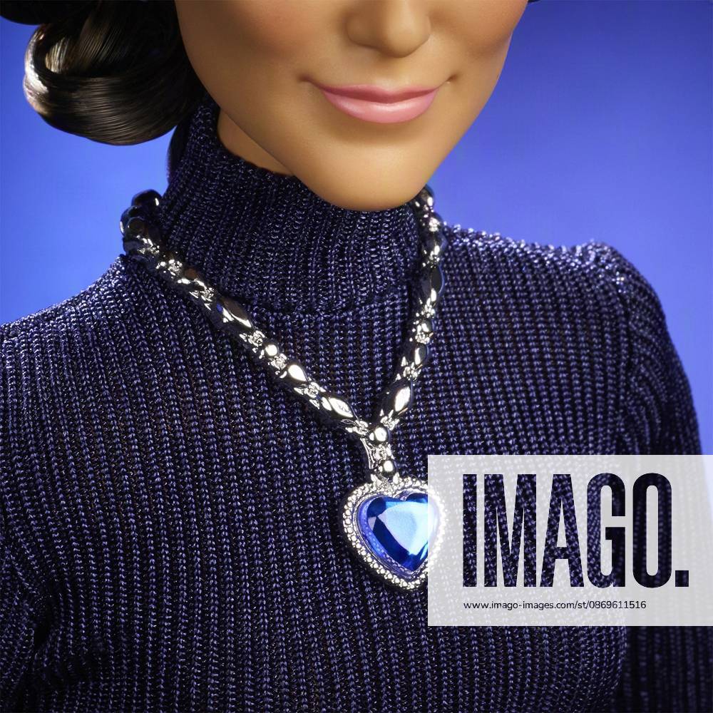 Céline Dion gets her own Barbie doll based on her 1998 Oscars look Céline Dion gets her own Barbie doll based on her 1998 Oscars look., , Toymaker Mattel has announced the legendary Canadian singer is being honored with a Barbie Signature doll., , Céline’s doll wears a long-sleeve navy-blue gown and a necklace inspired by the blue heart-shaped diamond necklace, capturing her look as My Heart Will Go On from movie blockbuster Titanic won Best Original Song at the 1998 Academy Awards., , Céline said: It is a true honor to join the Barbie legacy with a doll inspired by one of the most meaningful moments of my career., , I hope this doll inspires everyone to express themselves with confidence, follow their dreams and believe in the power of