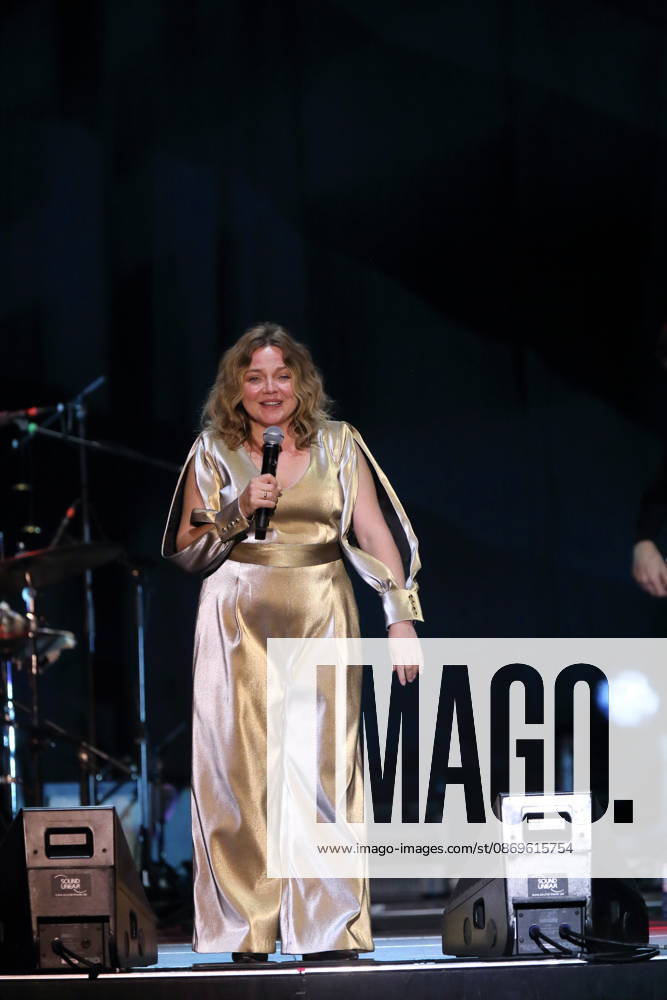 Annett Louisan bei einem Konzert im Tempodrom in Berlin, 15. Oktober 2026. Annett Louisan Konzert Berlin