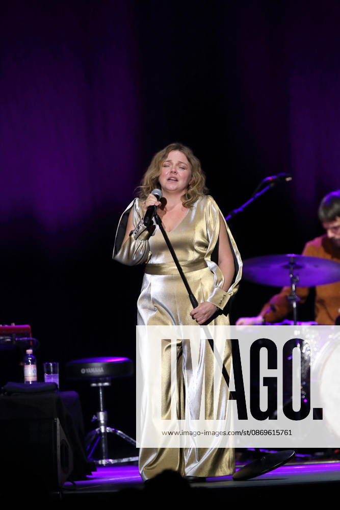 Annett Louisan bei einem Konzert im Tempodrom in Berlin, 15. Oktober 2026. Annett Louisan Konzert Berlin