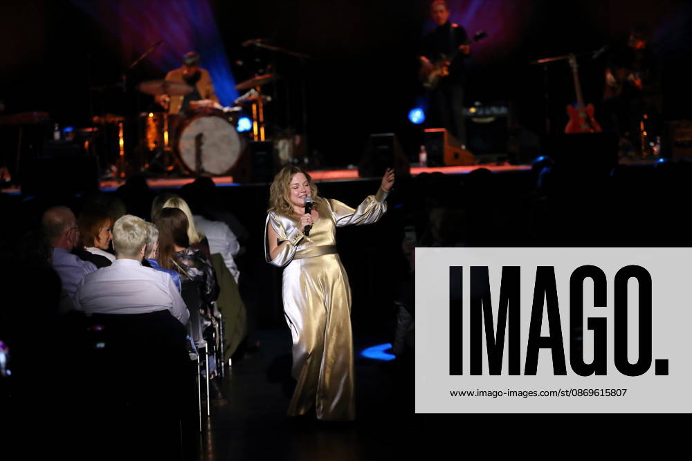 Annett Louisan bei einem Konzert im Tempodrom in Berlin, 15. Oktober 2026. Annett Louisan Konzert Berlin