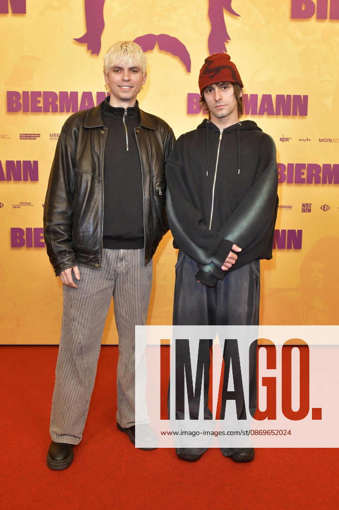Van Holzen bei der Premiere des Dokumentarfilms Biermann im Kino International. Berlin