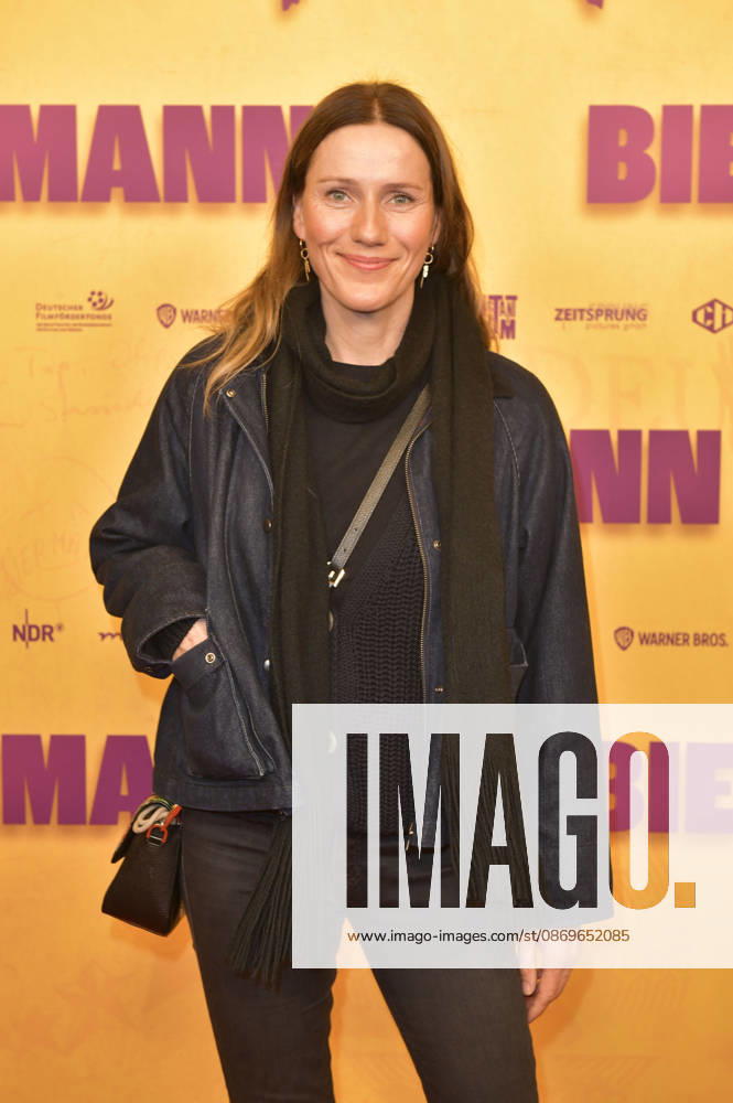 Bettina Lamprecht bei der Premiere des Dokumentarfilms Biermann im Kino International. Berlin