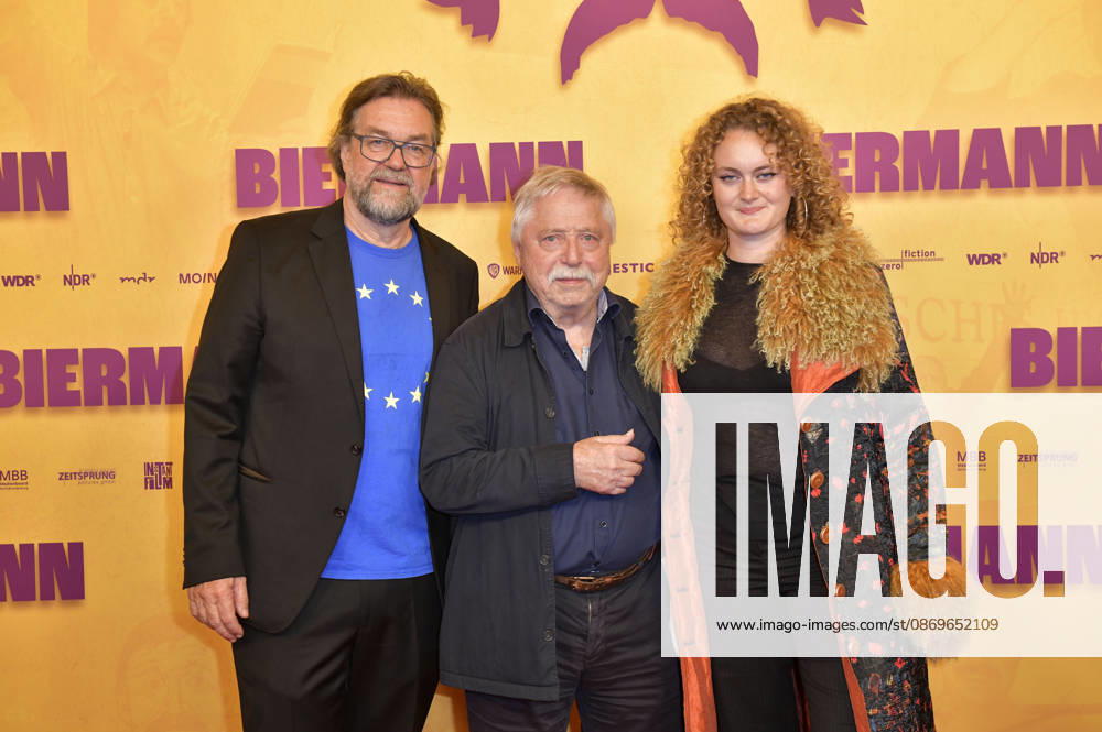 Jens Meurer, Wolf Biermann und Gast bei der Premiere des Dokumentarfilms Biermann im Kino International. Berlin