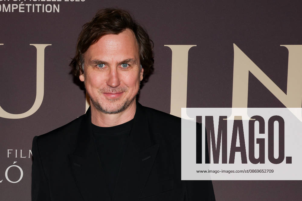 Lars Eidinger attends the Moulin Paris premiere on October 15, 2026, in Paris 460498, October 15, 2026, Paris, France