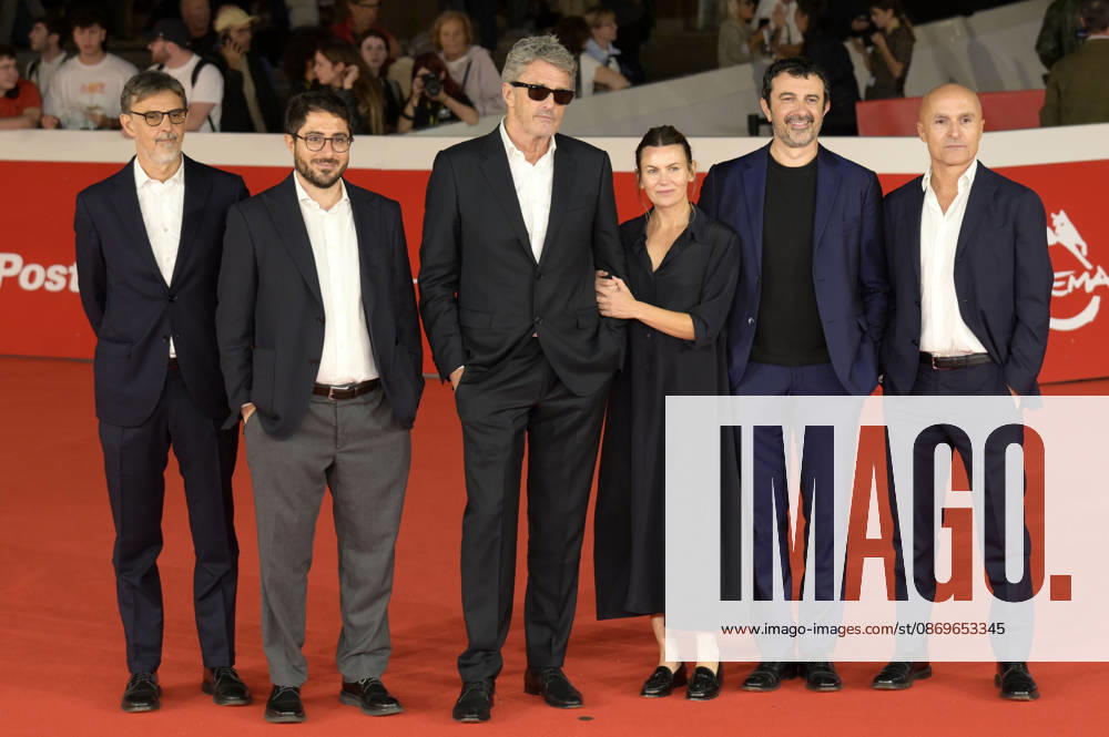 Mario Gianani, Pawel Pawlikowski, Lorenzo Gangarossa, Lorenzo Mieli und Gäste attends at red carpet of Fatherland at Auditorium Parco della Musica in Rome.