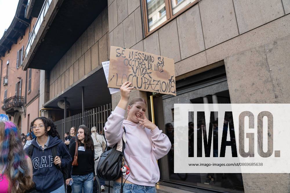 IPA89759921 - Milan, October 16, 26, Largo Cairoli, No One Is a Stranger Student Strike
