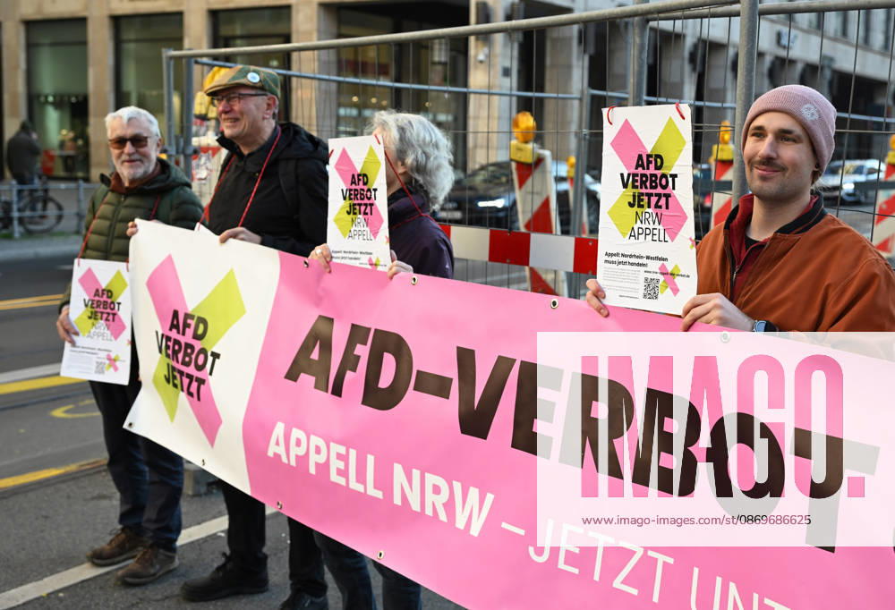 Rally calling for an AfD ban in Berlin BERLIN, GERMANY - OCTOBER 16: People take part in a rally near the Bundesrat calling for proceedings to ban the far-right Alternative for Germany (AfD) party and urge North Rhine-Westphalia Minister-President Hendrik Wüst to support their demand, as he is set to be elected President of the Bundesrat that day, in Berlin, Germany, on 16 October 2026. The rally is organized by the alliance NRW Appeal: AfD Ban Now, which reportedly collected more than 120,000 signatures in support of an AfD ban in North Rhine-Westphalia and is urging the Bundesrat to initiate proceedings before the Federal Constitutional Court to ban the party. Volodymyr Sindieiev Anadolu Berlin Germany. Editorial use only. Please get