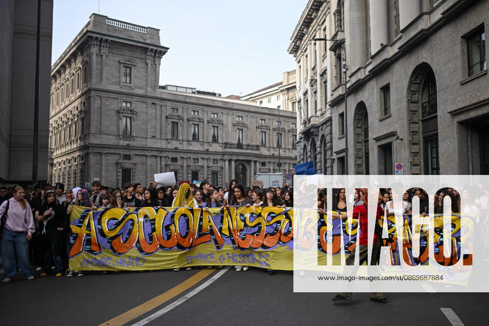 Nationwide school strike in Milan MILAN, ITALY - OCTOBER 16: Students take part in a demonstration during a nationwide school strike in Milan, Italy, on October 16, 2026. Protesters oppose the government s education policies and measures they consider discriminatory towards students of foreign origin, also highlighting demands for higher wages and an end to precarious employment in schools. Piero Cruciatti Anadolu Milan Italy. Editorial use only. Please get in touch for any other usage.