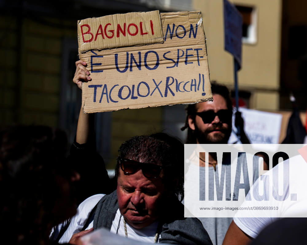 News - Environmental Protest in Bagnoli, Naples NAPLES, ITALY OCTOBER 16, 2026: Environmental activists, students and unemployed people take to the streets in the Bagnoli district of Naples to protest against the municipal administration s handling of the environmental remediation of the former Italsider steelworks site. The demonstration focuses on the ongoing redevelopment works in the area, where facilities for the 38th Louis Vuitton America s Cup, scheduled to take place in Naples in 2027, are being built. Protesters raise concerns about environmental protection, the remediation process and the impact of the project on the local community. Napoli Bagnoli Italy