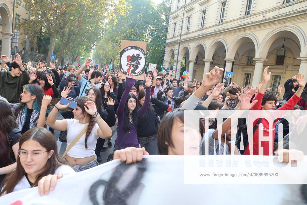 IPA89762421 - Bologna, October 16, 2026. Students and environmentalists gathered to demonstrate in support of the environment and against war on International Climate Day. Pictured is the march organized by OSA (Alternative Student Opposition) and Cambiare Rotta.