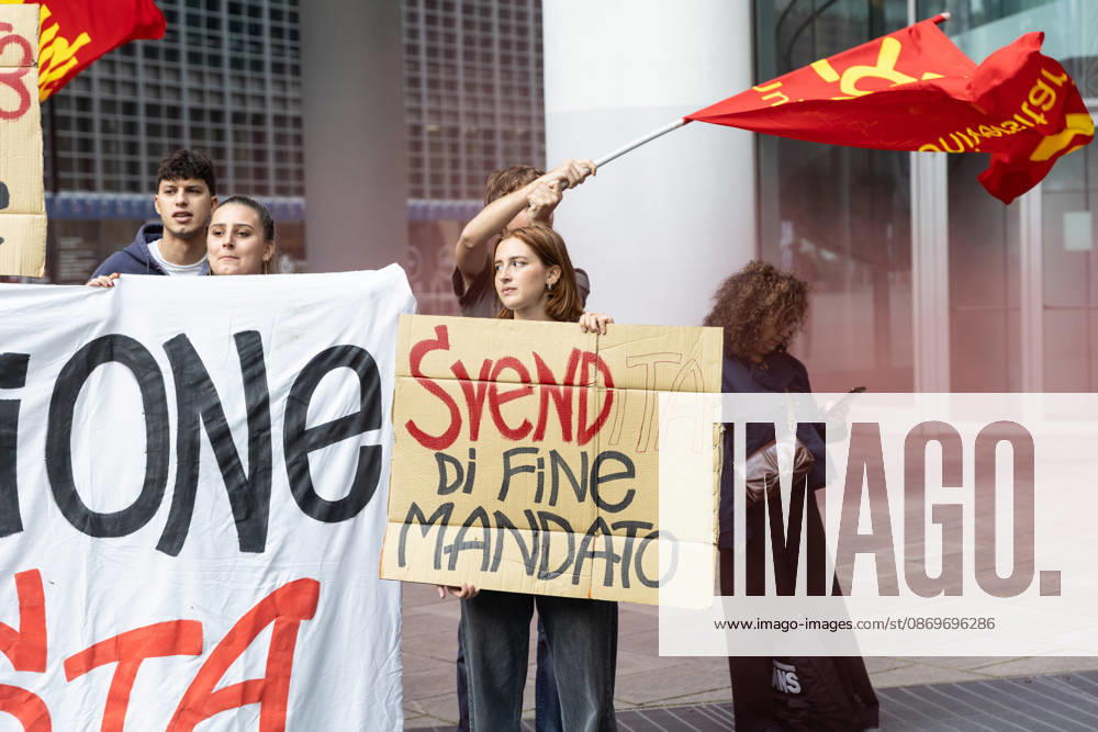 IPA89762908 - Milan, October 16, 2026, Via Melchiorre Gioia, Palazzo Lombardia: A photo of the protest by young UDU students who had set up tents at BAM Park in Porta Nuova: The demonstration in front of the Regional Government Building, featuring smoke bombs and signs