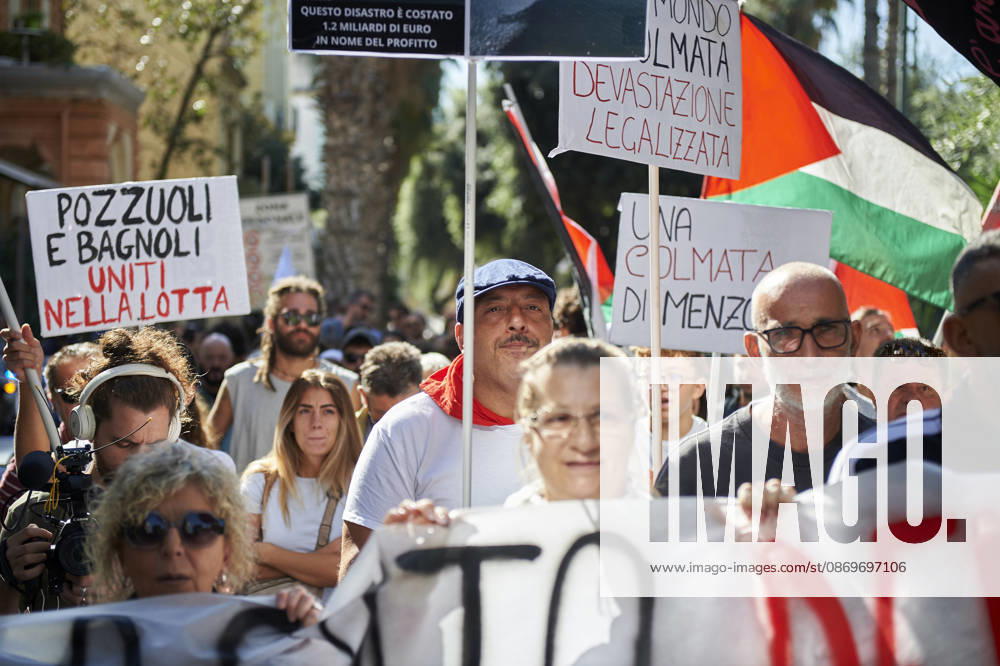 March for a climate strike in Naples NAPLES, ITALY - OCTOBER 16: People march for a climate strike to protest against governmental inaction towards global warming and climate change, part of demonstrations being held worldwide in a movement dubbed Fridays for Future inspired by the Swedish climate activist Greta Thunberg and to call for the regeneration of the Bagnoli neighbourhood, which will host the America’s Cup next year in Naples, on October 16, 2026. Eliano Imperato Anadolu Naples Italy. Editorial use only. Please get in touch for any other usage.