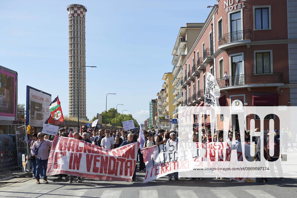 March for a climate strike in Naples NAPLES, ITALY - OCTOBER 16: People march for a climate strike to protest against governmental inaction towards global warming and climate change, part of demonstrations being held worldwide in a movement dubbed Fridays for Future inspired by the Swedish climate activist Greta Thunberg and to call for the regeneration of the Bagnoli neighbourhood, which will host the America’s Cup next year in Naples, on October 16, 2026. Eliano Imperato Anadolu Naples Italy. Editorial use only. Please get in touch for any other usage.