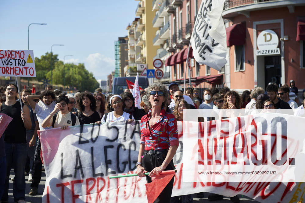 March for a climate strike in Naples NAPLES, ITALY - OCTOBER 16: People march for a climate strike to protest against governmental inaction towards global warming and climate change, part of demonstrations being held worldwide in a movement dubbed Fridays for Future inspired by the Swedish climate activist Greta Thunberg and to call for the regeneration of the Bagnoli neighbourhood, which will host the America’s Cup next year in Naples, on October 16, 2026. Eliano Imperato Anadolu Naples Italy. Editorial use only. Please get in touch for any other usage.