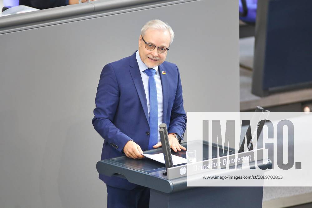 Berlin, Deutschland, 16.10.2026: Deutscher Bundestag: 103. Bundestagssitzung: Marc Bernhard, AfD
