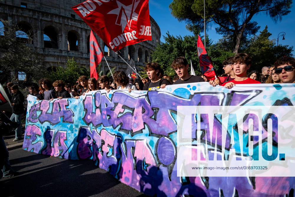 Thousands of students are taking to the streets to protest against the Meloni governments education policies. The students demands include: No one is a foreigner; fund schools, not war; and no to the militarization of school. Were taking our freedom reads the banner. Rome Italy - ZUMAg256 20261016_znp_g256_007
