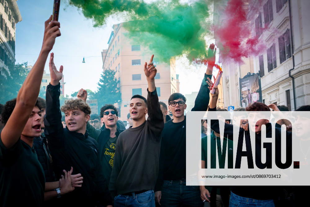 Thousands of students are taking to the streets to protest against the Meloni governments education policies. The students demands include: No one is a foreigner; fund schools, not war; and no to the militarization of school. Rome Italy - ZUMAg256 20261016_znp_g256_014