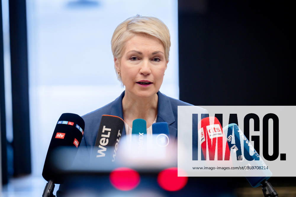Sitzung, Bundesrat, Ministerpräsidentin, Manuela Schwesig Sitzung, Bundesrat, Berlin, Ministerpräsidentin, Manuela Schwesig Berlin Berlin GER