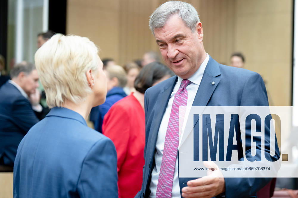 Sitzung, Bundesrat, Ministerpräsident, Markus Söder, Ministerpräsidentin, Manuela Schwesig Sitzung, Bundesrat, Berlin, Ministerpräsident, Markus Söder, Ministerpräsidentin, Manuela Schwesig Berlin Berlin GER