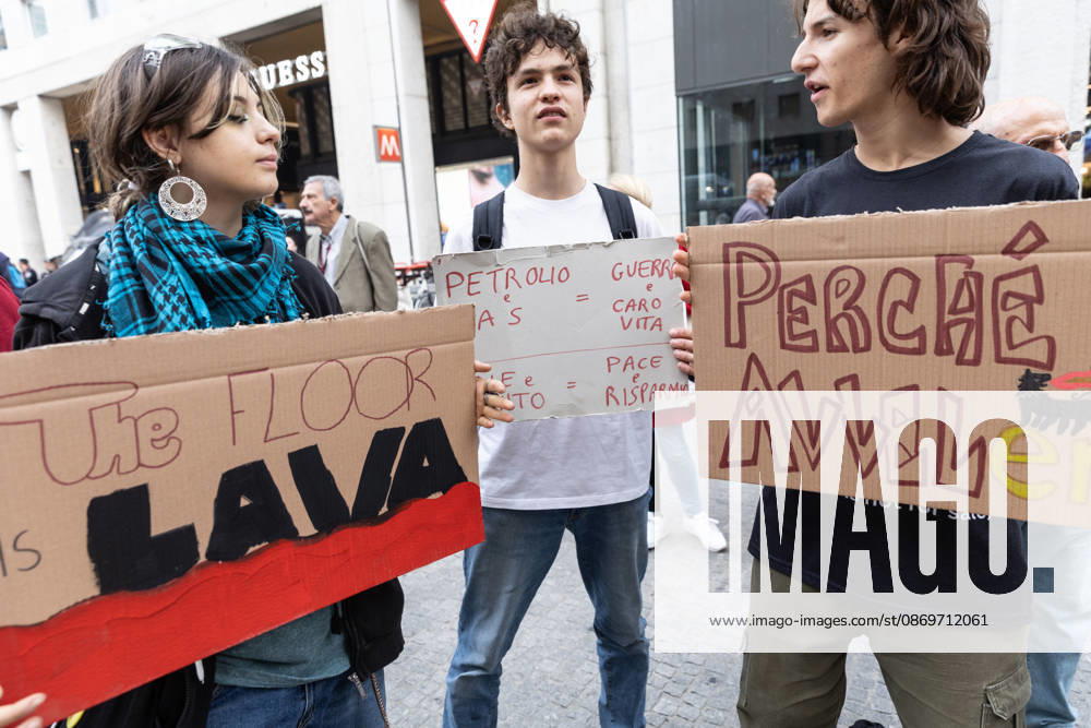 IPA89767313 - Milan, October 16, 2026, Piazza San Babila, Fridays for Future Italy rally; climate and environmental activists