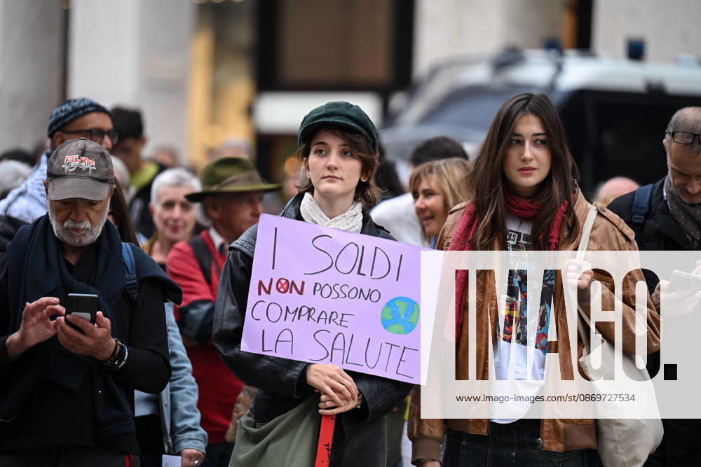 Fridays for Future climate strike in Milan, Italy MILAN, ITALY - OCTOBER 16: Climate activists from Fridays for Future take part in a demonstration during a nationwide climate strike in Milan, Italy, on October 16, 2026. Demonstrations are taking place in more than 25 Italian cities, with protesters demanding stronger government action against climate change, faster progress towards renewable energy and greater climate justice. Piero Cruciatti Anadolu Milan Italy. Editorial use only. Please get in touch for any other usage.