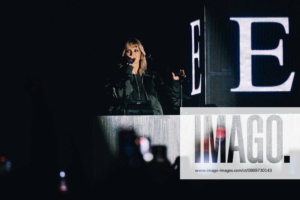 Belgian singer Angele pictured during the Angele Instinct Release Party , a surprise party organized by the Brussels singer to celebrate the release of her album Instinct at the Grote Markt Grand Place, in Brussels, Friday 16 October 2026. EMILExWINDAL 190025668