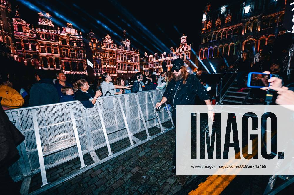 French Artist SÃ bastien Tellier pictured during the Angele Instinct Release Party , a surprise party organized by the Brussels singer to celebrate the release of her album Instinct at the Grote Markt Grand Place, in Brussels, Friday 16 October 2026. EMILExWINDAL 190036477