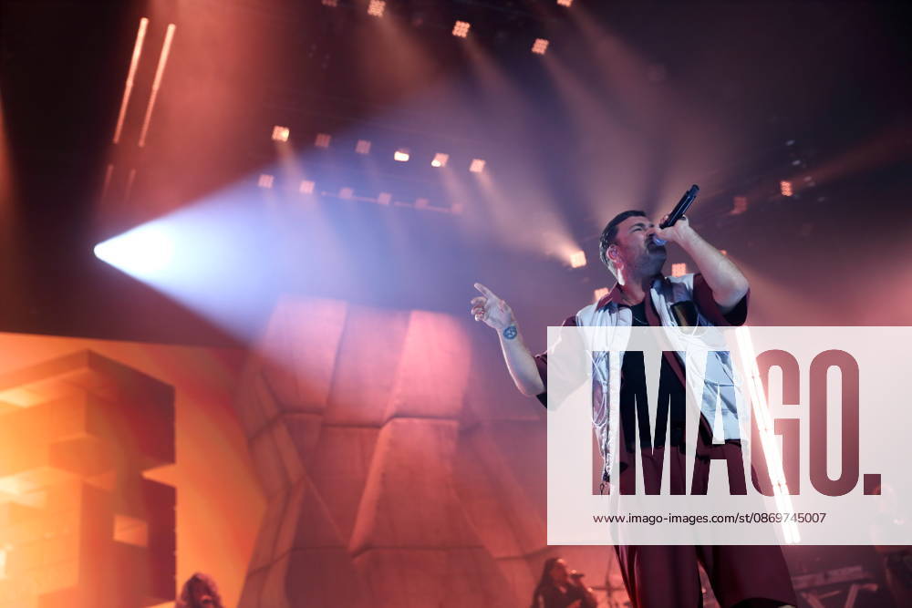 Marten Laciny alias Marteria bei einem Konzert in der Max-Schmeling-Halle in Berlin, 16. Oktober 2026. Marteria Konzert Berlin